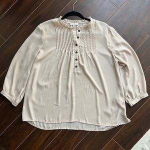 Cream/light pink quarter sleeve blouse
